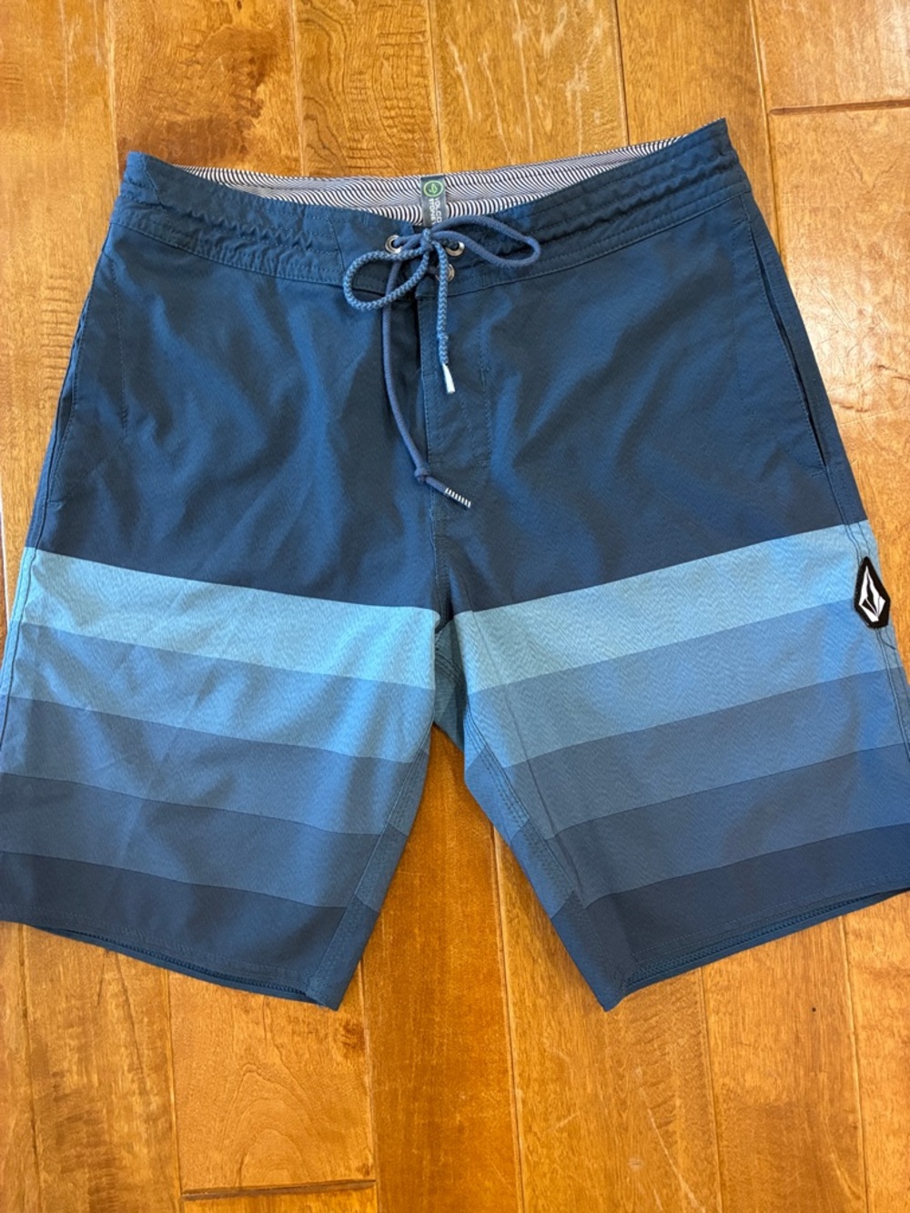 Volcom Men's Navy and Light Blue Striped Swim Board Shorts